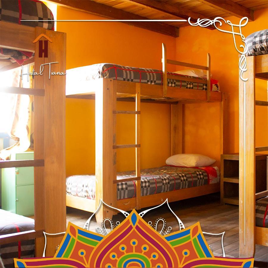 Hostal Cafe Tiana ลาตาคุงกา ภายนอก รูปภาพ