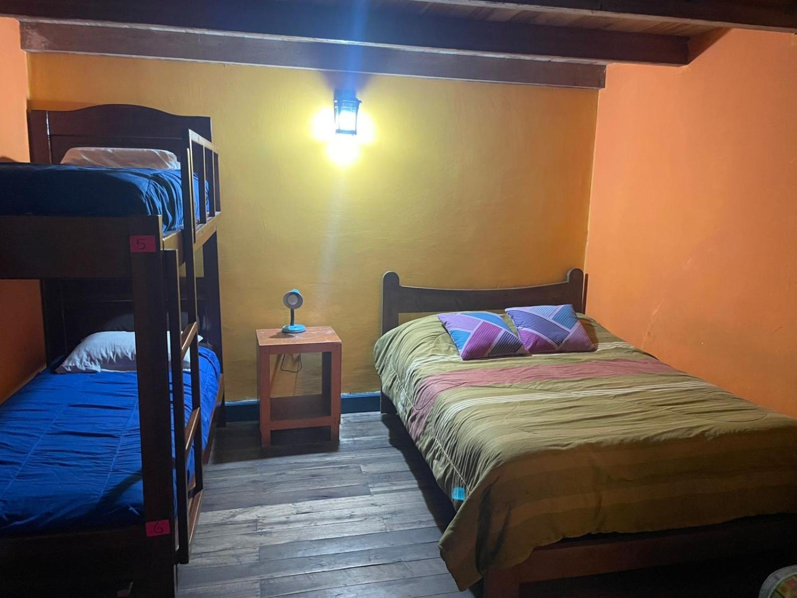 Hostal Cafe Tiana ลาตาคุงกา ภายนอก รูปภาพ