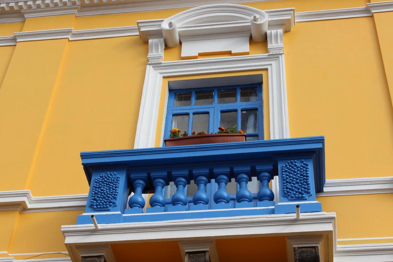 Hostal Cafe Tiana ลาตาคุงกา ภายนอก รูปภาพ